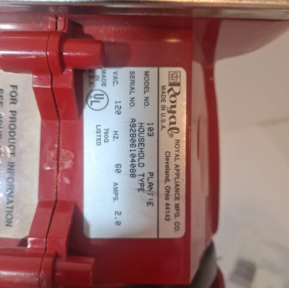 Royal Dirt Devil Model 103 Hand Held Vacuum Cleaner Red Corded - Tested Working - Picture 7 of 7